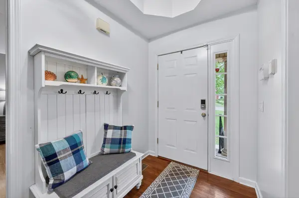 4005 Summit Dr, Greenbrier, TN 37073