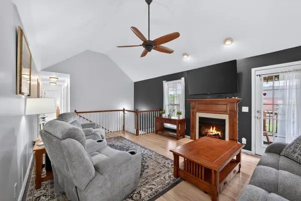 4005 Summit Dr, Greenbrier, TN 37073