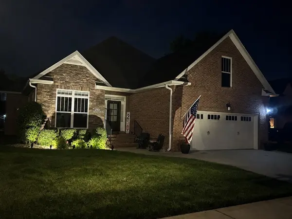 253 Dorchester Cir, Clarksville, TN 37043