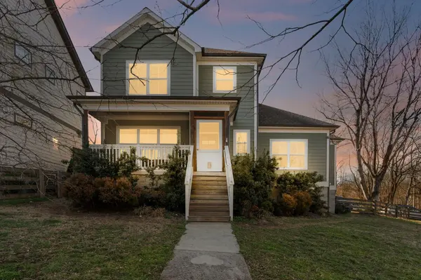 1035 40th Ave #N, Nashville, TN 37209
