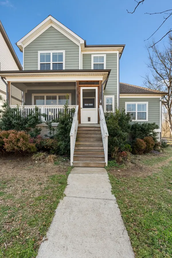 1035 40th Ave #N, Nashville, TN 37209