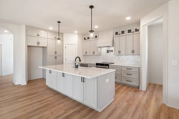 204 Trefethen Dr, White House, TN 37188