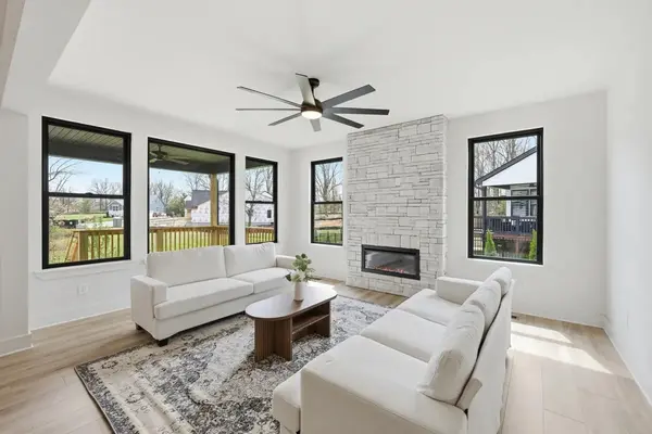 204 Trefethen Dr, White House, TN 37188