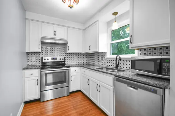 706 Green Valley Court, Clarksville, TN 37042
