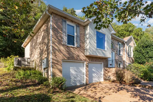 609 Glenridge Close, Nashville, TN 37221
