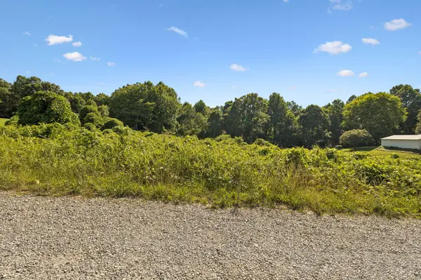 140 Scenic View Lane, Madisonville, TN 37354