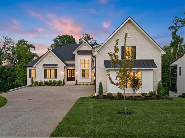 342 Raintree Drive, Hendersonville, TN 37075