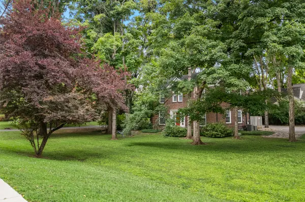 600 Bowling Ave, Nashville, TN 37215