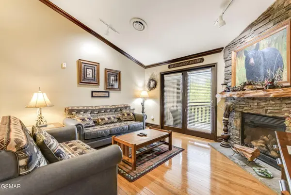 215 Woliss Lane #UNIT 209, 312, 510, Gatlinburg, TN 37738