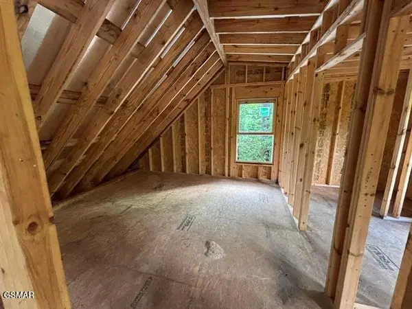 1915 Buckeye View Way, Sevierville, TN 37876