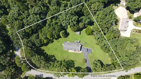 907 Asbury Dr, New Johnsonville, TN 37134