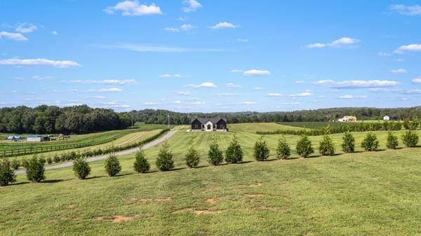 6954 Shelbyville Rd, Morrison, TN 37357