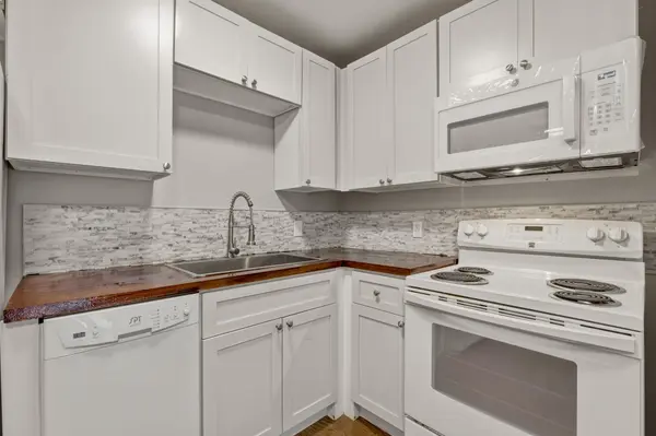 555 N DuPont Ave #A16, Madison, TN 37115
