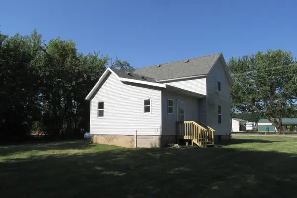 194 Red Clover RD, Strafford, MO 65757