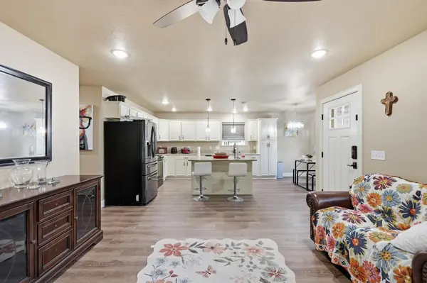 115 S Mccoy Avenue, Joplin, MO 64801