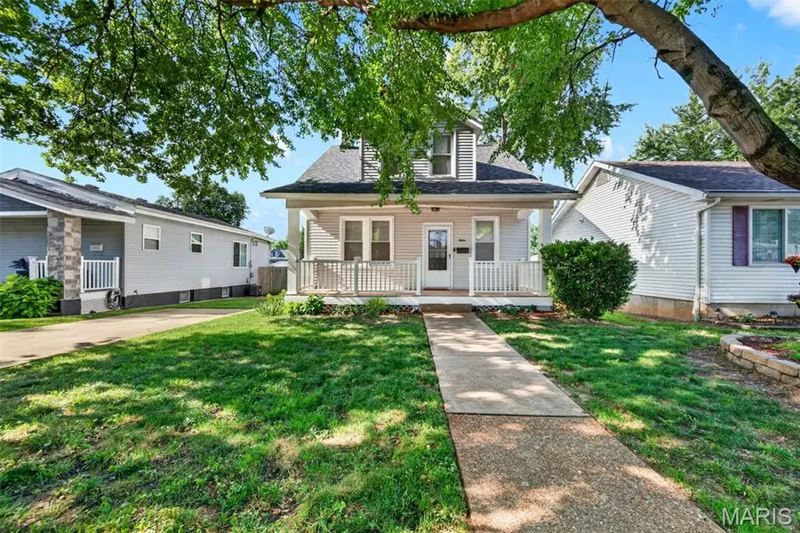 6044 Arthur AVE, St Louis, MO 63139