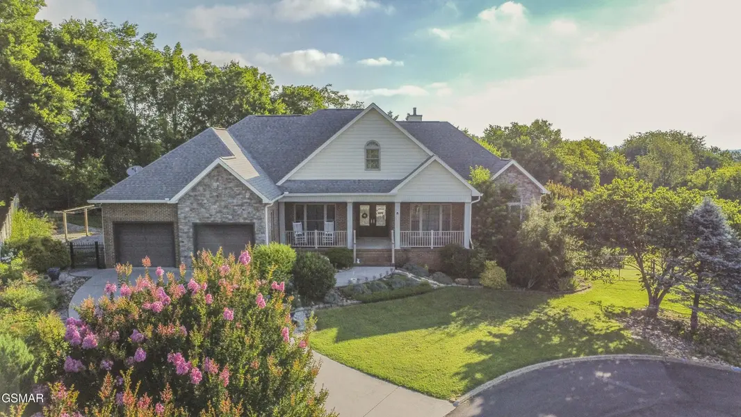 1435 Instrumental Avenue, Sevierville, TN 37876