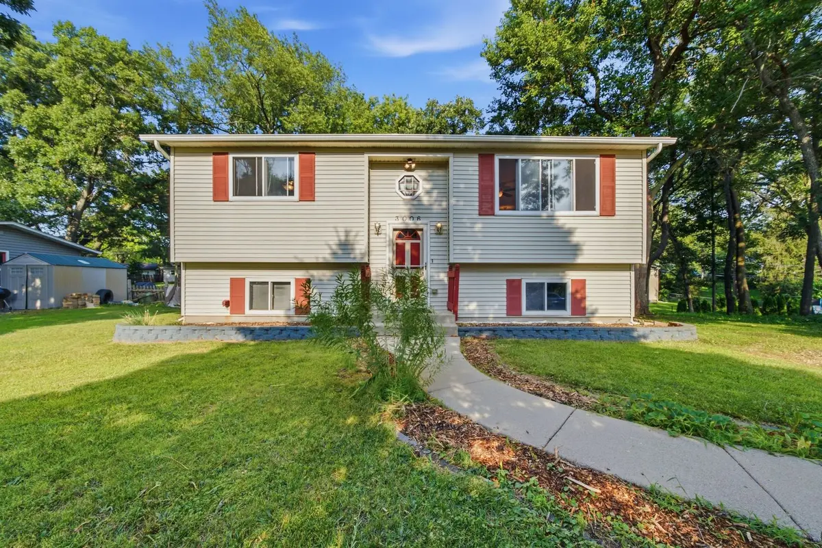 3006 E Hickory DR, Wonder Lake, IL 60097