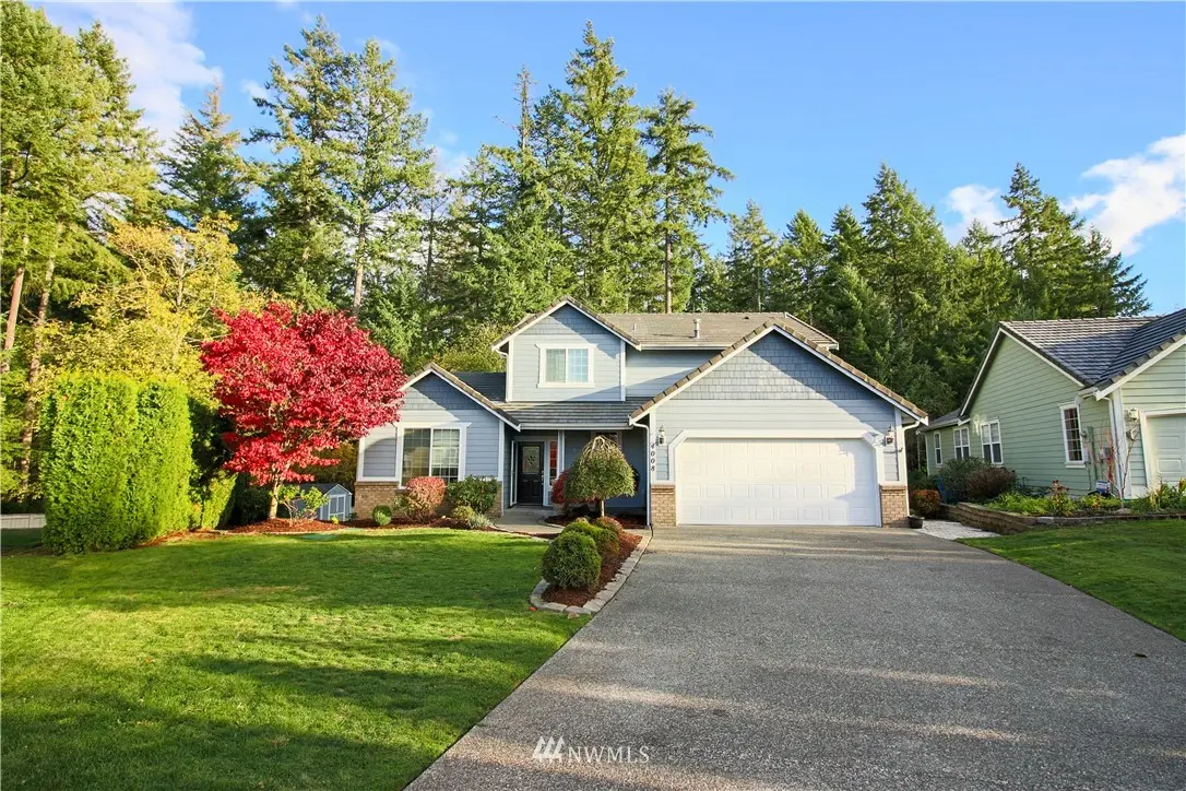 4008 Campus Green DR NE, Lacey, WA 98516