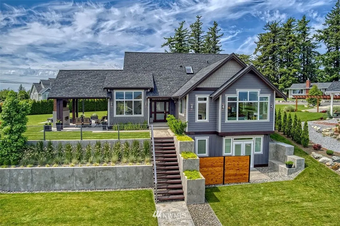 1715 Baker Crown Circle, Lynden, WA 98264