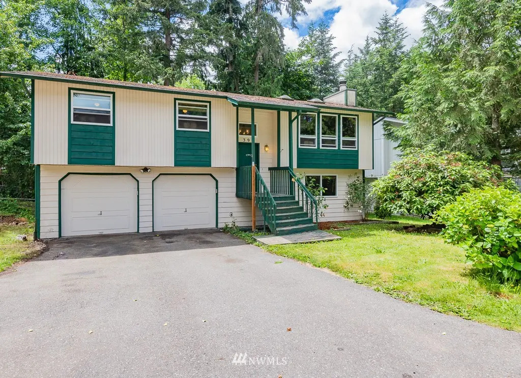 391 NW Oakmont WAY, Bremerton, WA 98311