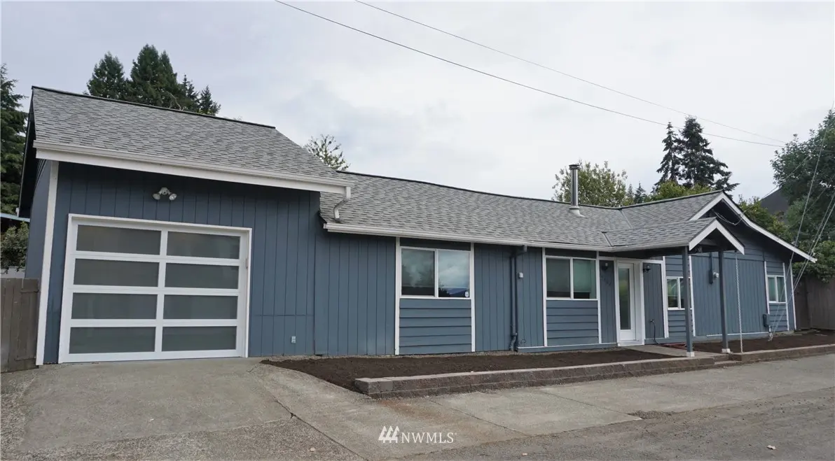 5184 Stingle ST NW, Bremerton, WA 98311