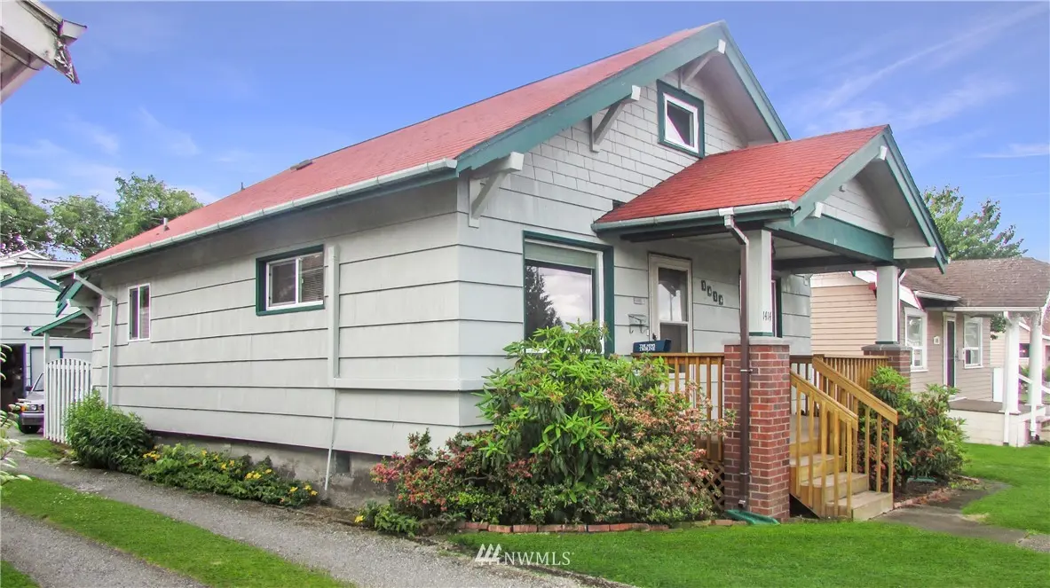 1414 S 38th ST, Tacoma, WA 98418