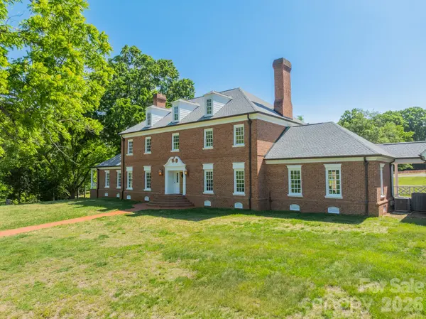 4030 Oak Hollow LN, Harrisburg, NC 28075