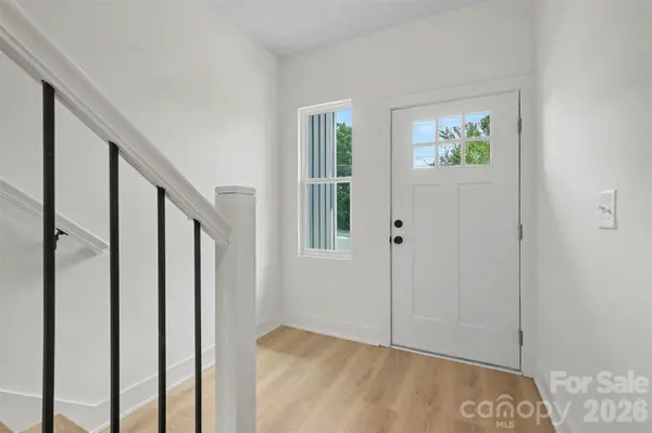 208 W Todd LN #A & B, Charlotte, NC 28208