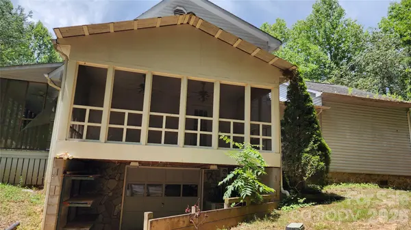 2020 Ada Williams LN, Lenoir, NC 28645