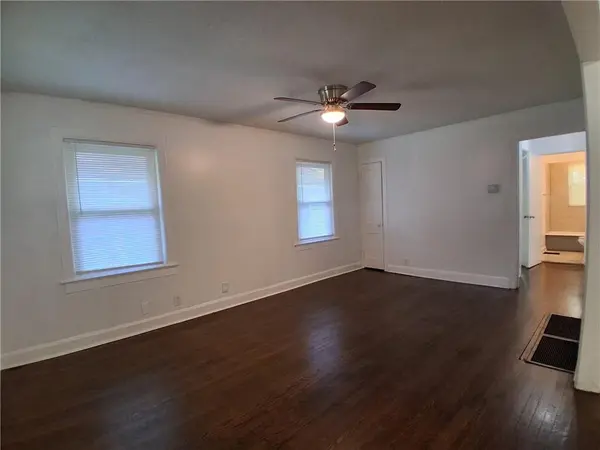 5410 Olive ST, Kansas City, MO 64130