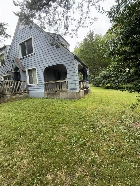 7337 Park AVE, Kansas City, MO 64132