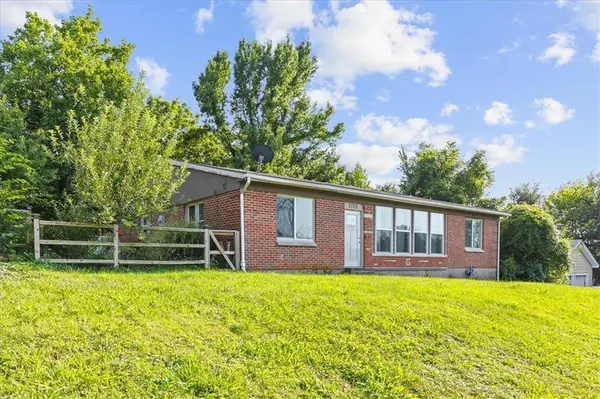 5729 PARALLEL Pkwy, Kansas City, KS 66104
