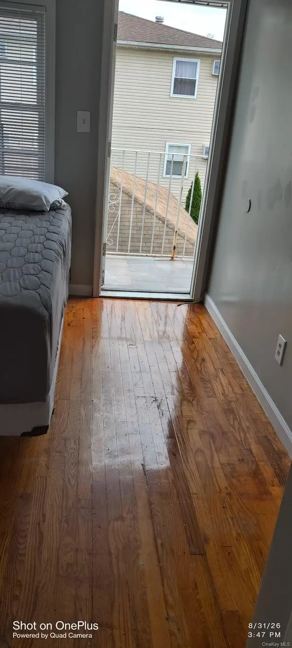 Address not disclosed, Jamaica, NY 11433