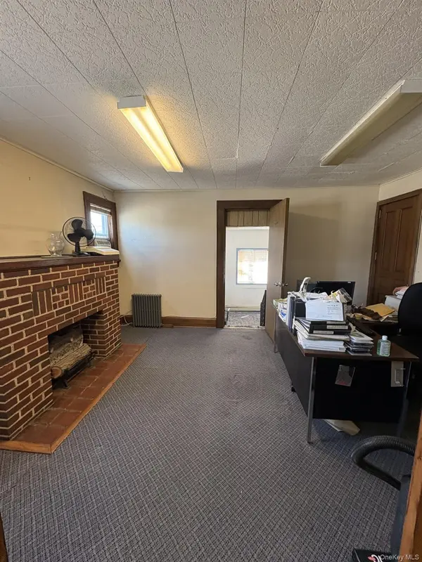95 Franklin AVE, Valley Stream, NY 11580