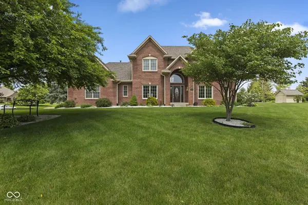 1846 S Fox Cove BLVD, New Palestine, IN 46163