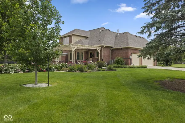 1846 S Fox Cove BLVD, New Palestine, IN 46163