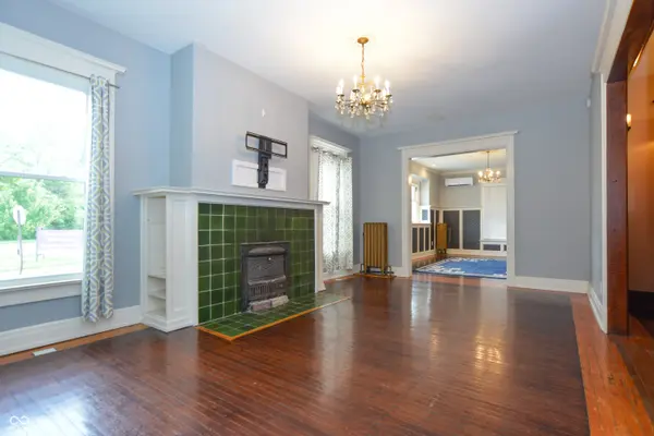 2745 N College AVE, Indianapolis, IN 46205