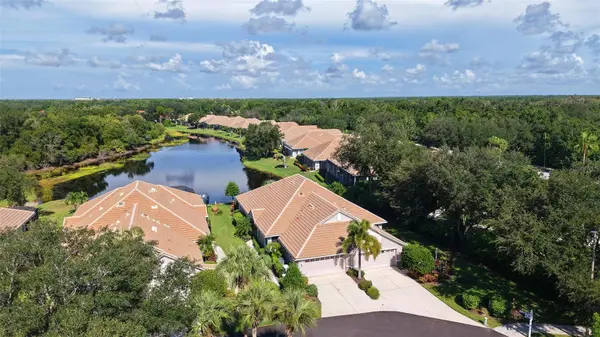 8306 TARTAN FIELDS CIR, Bradenton, FL 34202