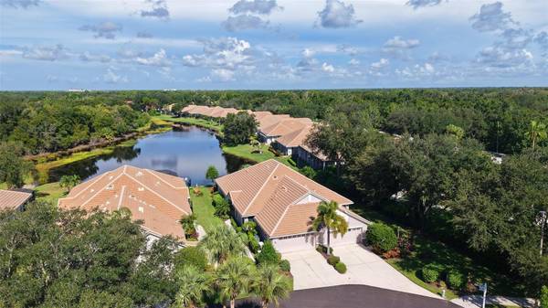 8306 TARTAN FIELDS CIR, Bradenton, FL 34202