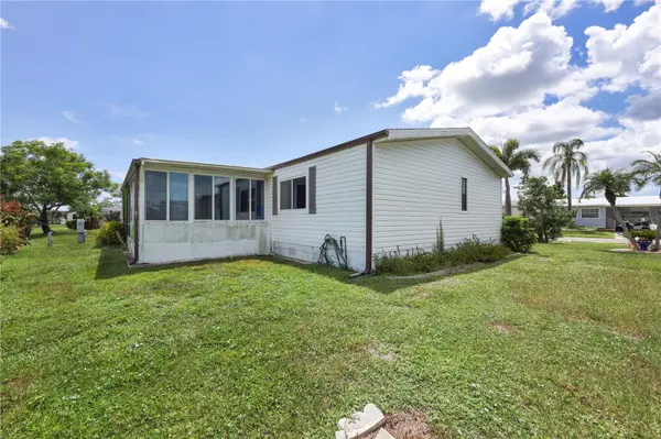 2100 KINGS HWY #568, Port Charlotte, FL 33980