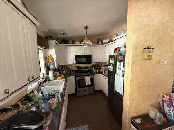 202 FAIRMONT DR, Sanford, FL 32773