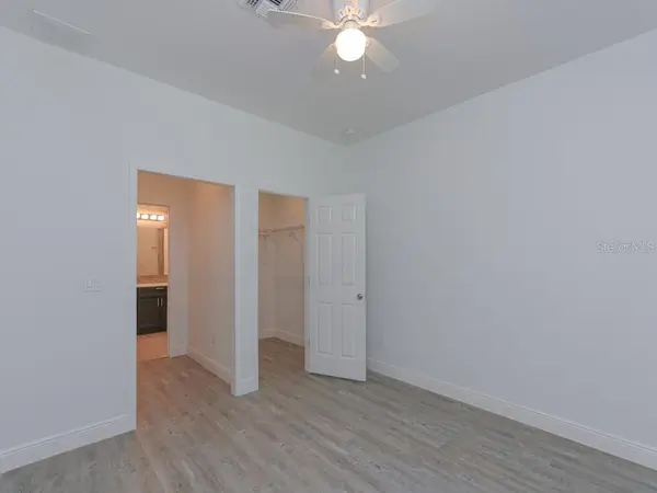 2831 W LIVINGSTON ST, Orlando, FL 32805