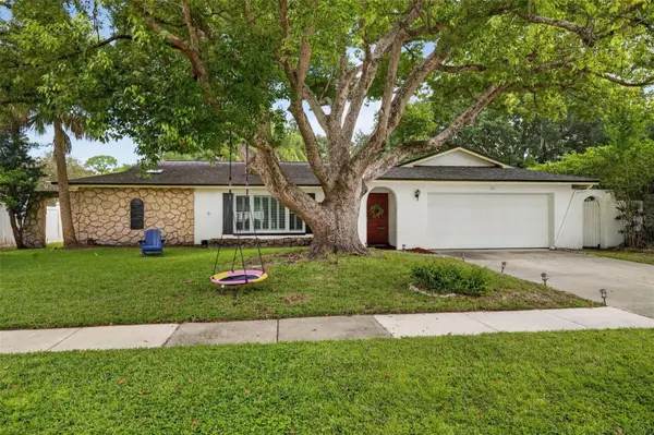 2211 KING RICHARDS CT, Winter Park, FL 32792