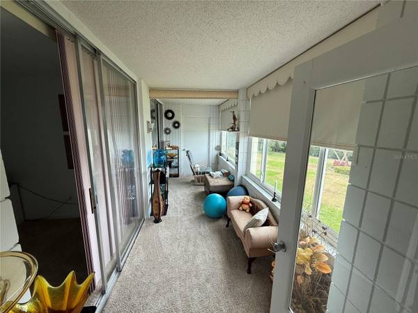 700 MIRROR TER NW #303, Winter Haven, FL 33881