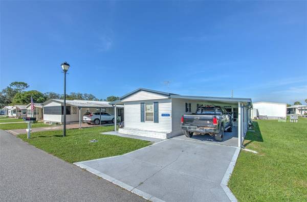 5309 MONTEGO DR, Zephyrhills, FL 33541