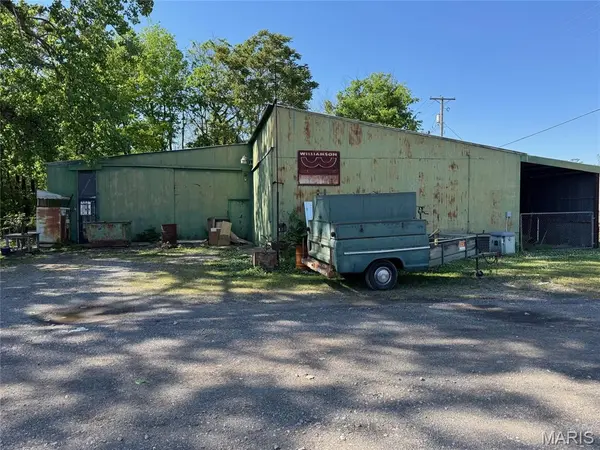201 W Main (rear), Steele, MO 63877