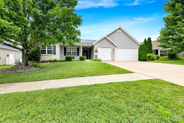 228 Highland Meadows DR, Wentzville, MO 63385