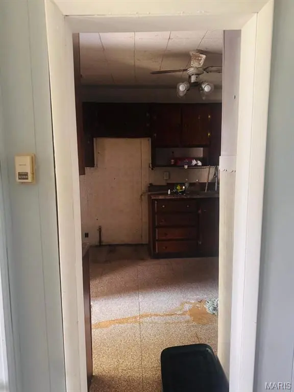 7127 Virginia AVE, St Louis, MO 63111