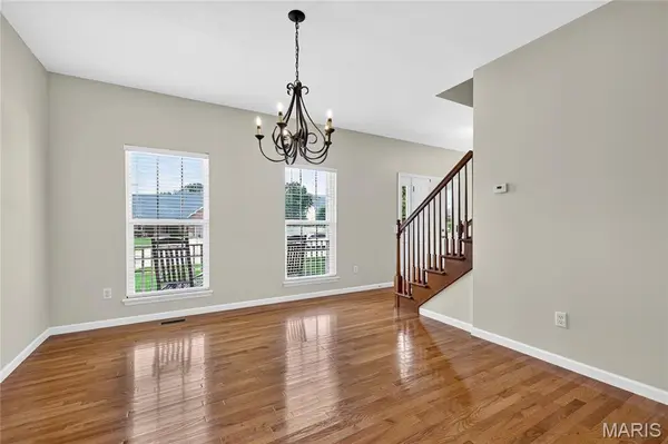 931 Lindmark DR, Wentzville, MO 63385